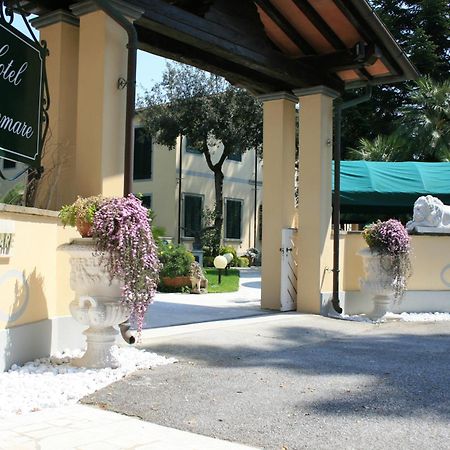 Hotel Verdemare Марина-ди-Пьетрасанта Экстерьер фото