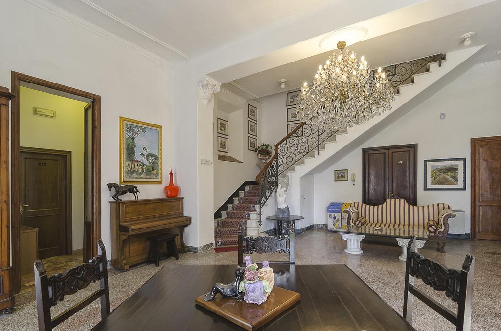 Hotel Verdemare Марина-ди-Пьетрасанта Экстерьер фото