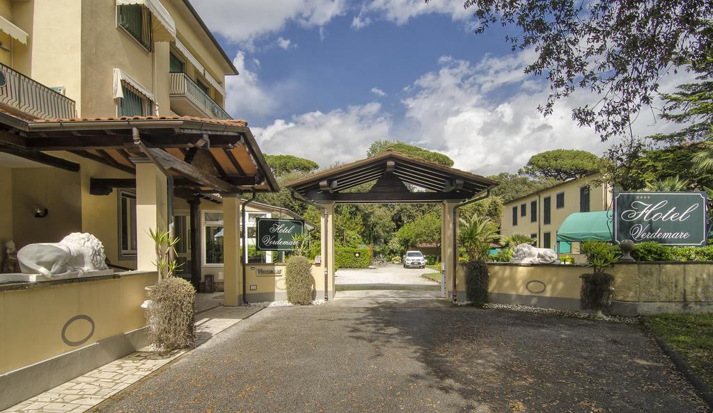 Hotel Verdemare Марина-ди-Пьетрасанта Экстерьер фото